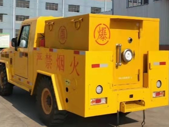 桓台凯龙爆破器材运输车：保障爆破任务的安全运行