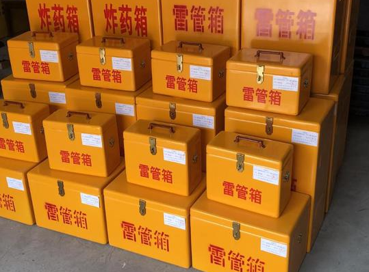 桓台玻璃钢雷管箱的使用寿命一般是多少？